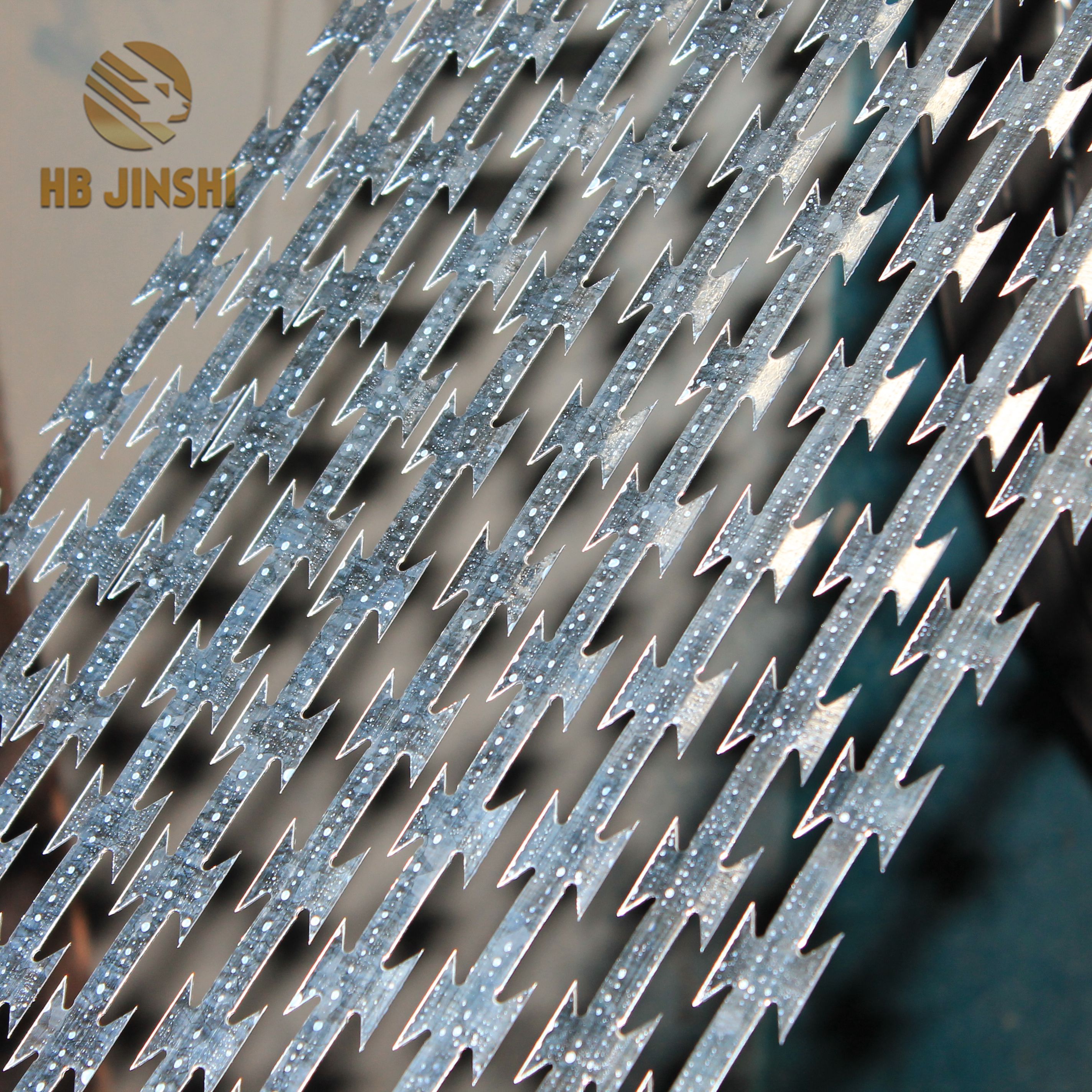 Hot Selling low price concertina BTO-22 type razor wire