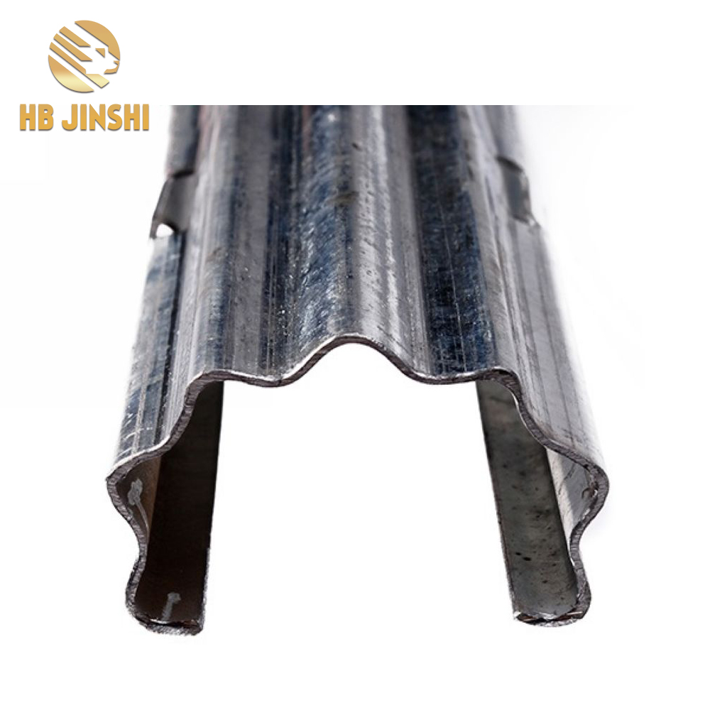 Hehei Jinshi 54 × 30 mm 1.5mm Kandel 2000 mm Jangkungna Galvanized Metal Kutub Pikeun Kebon Anggur
