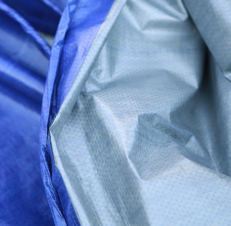 Синій колір 80 г/м2 ПЕ відкритий брезентовий намет із захистом від дощу.