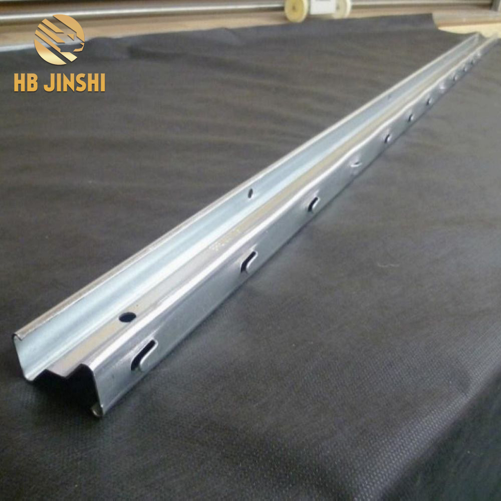 ګرم خرڅلاو 2200 mm اوږدوالی 1.5mm ضخامت ګالونیز شوی Z شکل باڑ پوسټونه Z کټ پوسټ