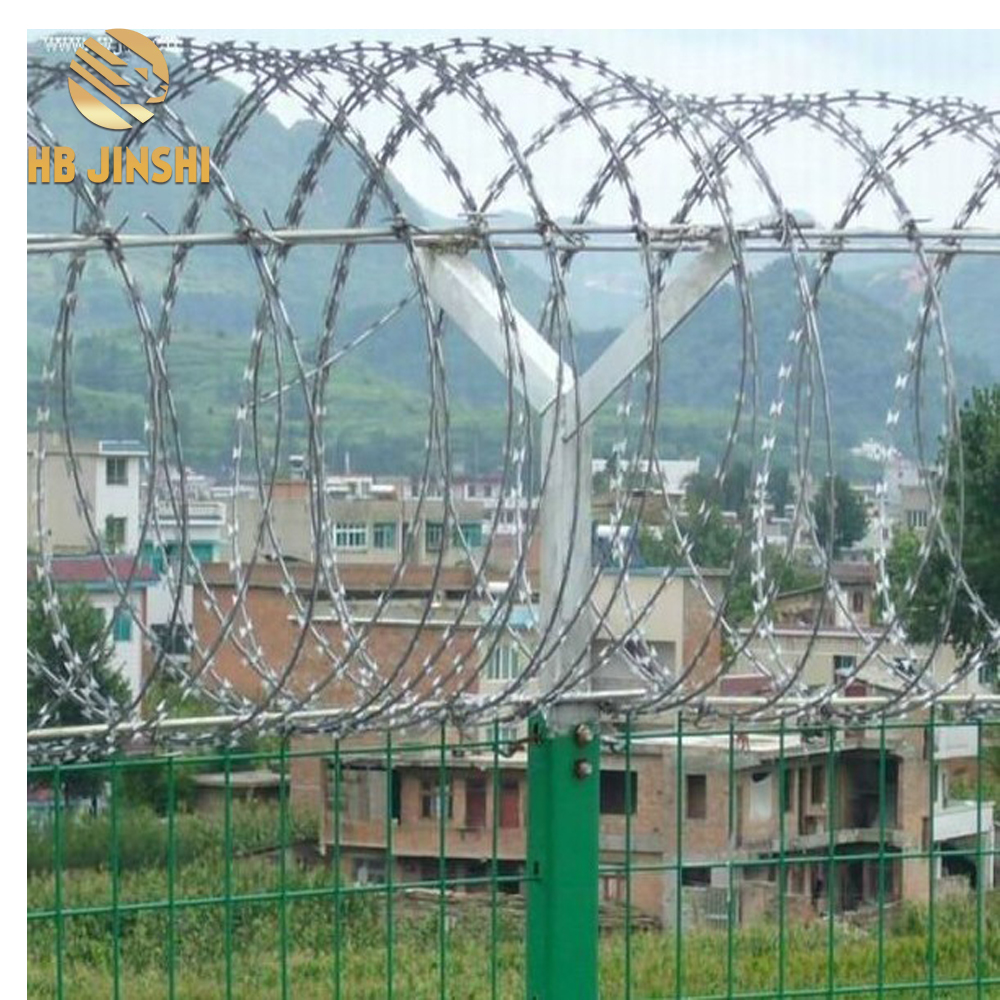 980mm coil Concertina Steel Razor Barbed Wire