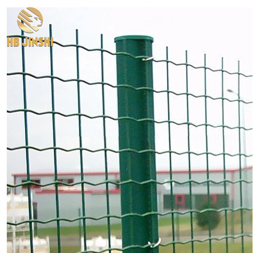 50x50mm Mesh galvaniséiert PVC Beschichtete Euro Fence