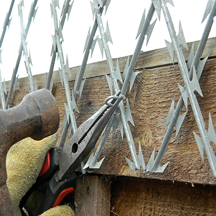 Welded Razor Wire Fence Is Made from Straight Blade Netting Welded Together