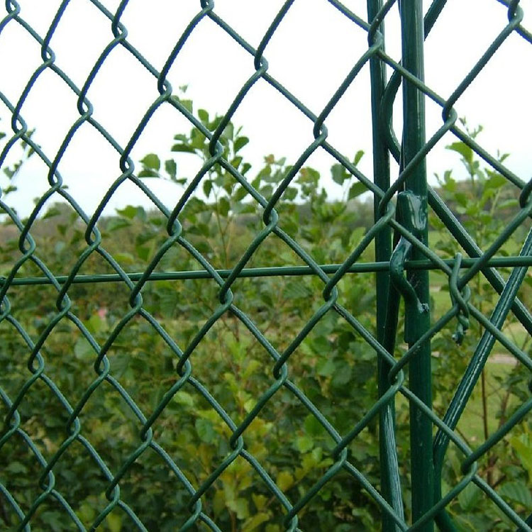 Cerca de eslabón de cadena de cerca de campo deportivo recubierta verde para cerca de malla de diamante de estadio